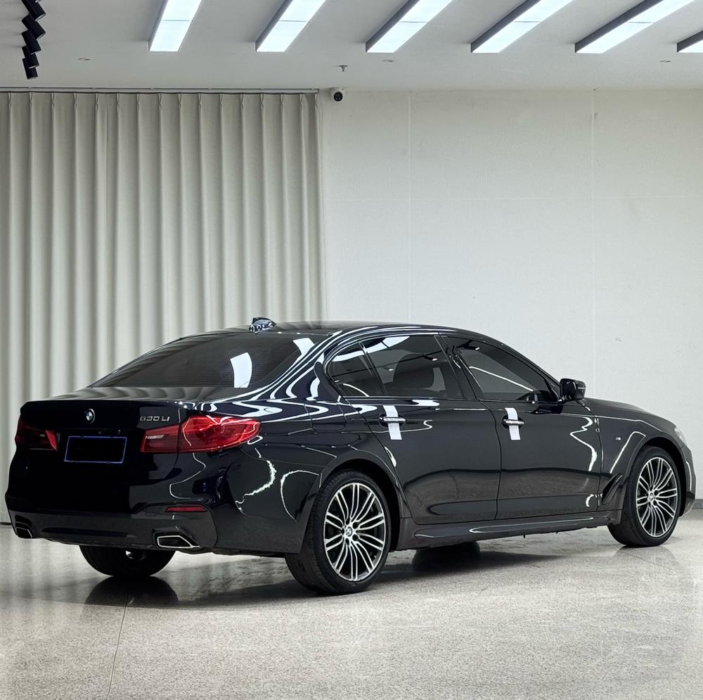 BMW BMW 5-Series