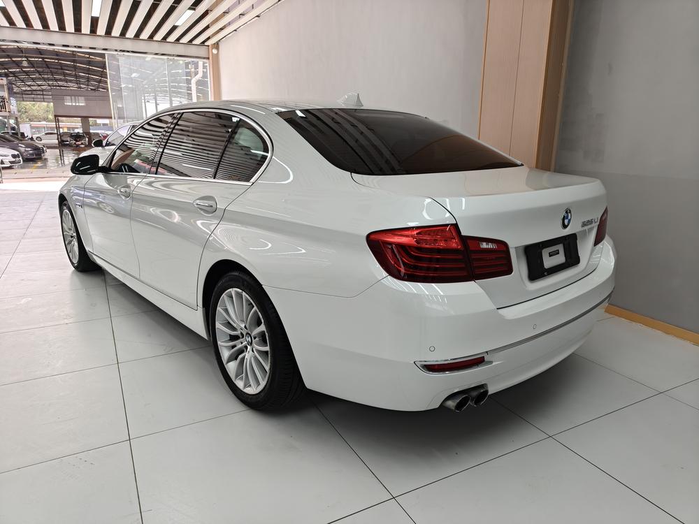 BMW BMW 5-Series