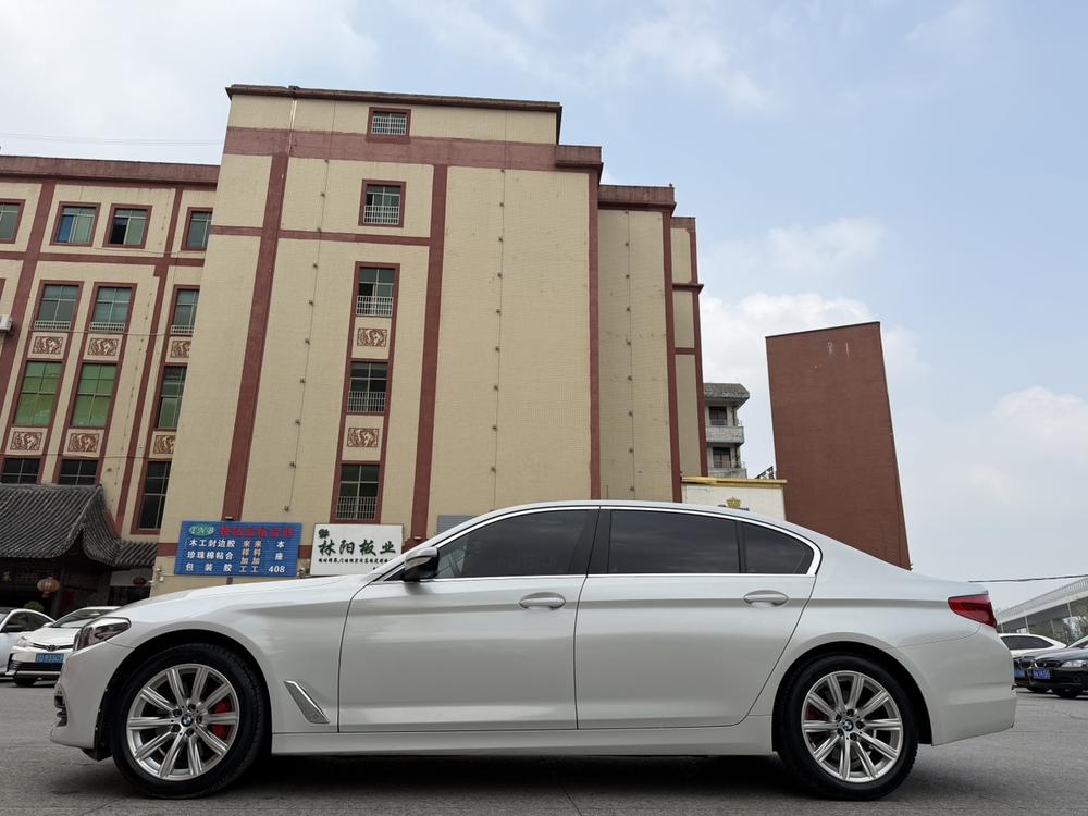 BMW BMW 5-Series