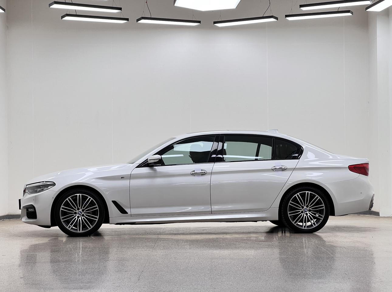 BMW BMW 5-Series