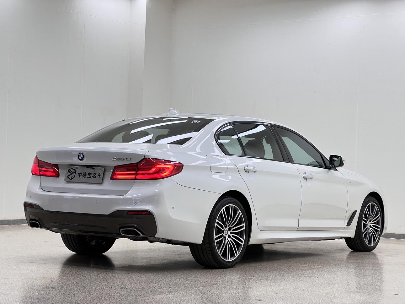 BMW BMW 5-Series
