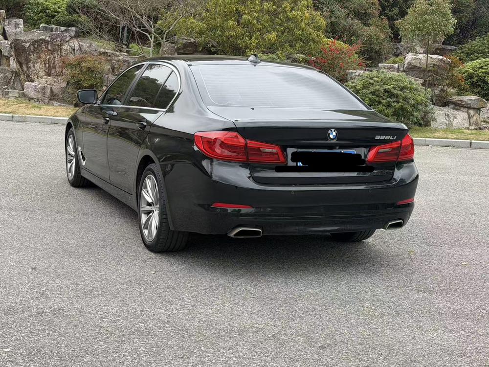 BMW BMW 5-Series