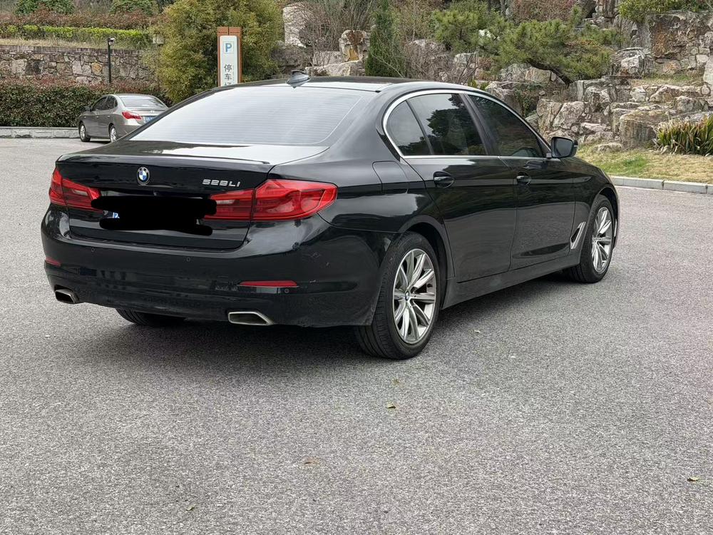 BMW BMW 5-Series