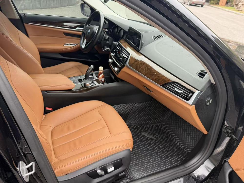 BMW BMW 5-Series