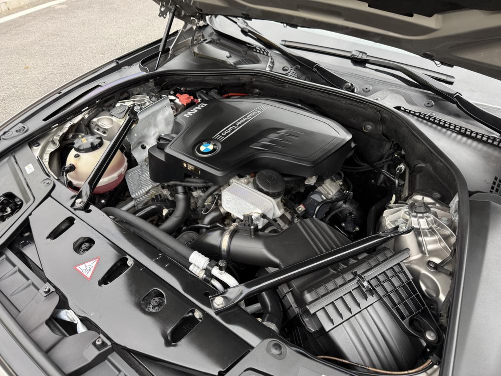 BMW BMW 5-Series