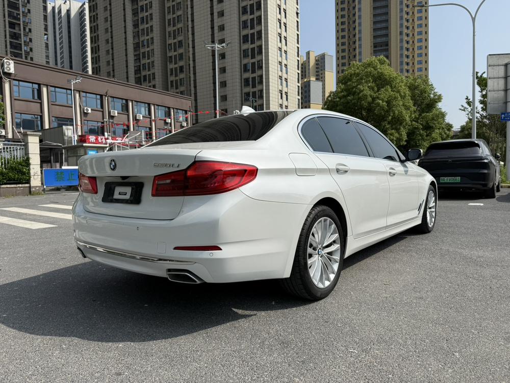 BMW BMW 5-Series