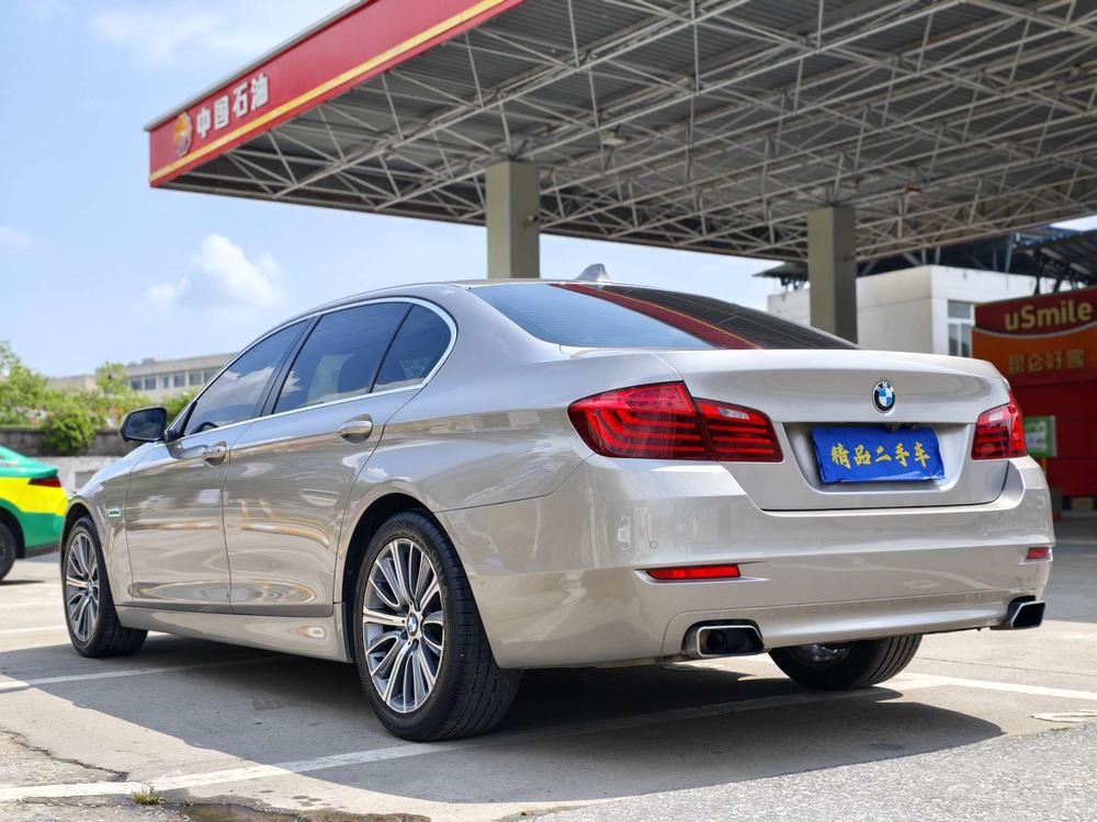 BMW BMW 5-Series