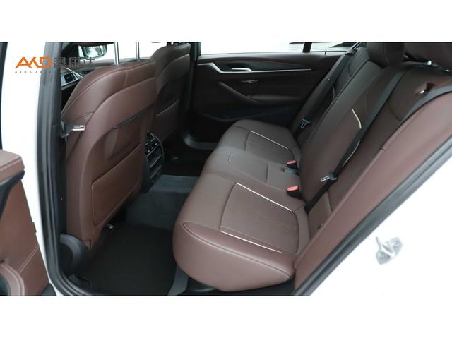 BMW BMW 5-Series