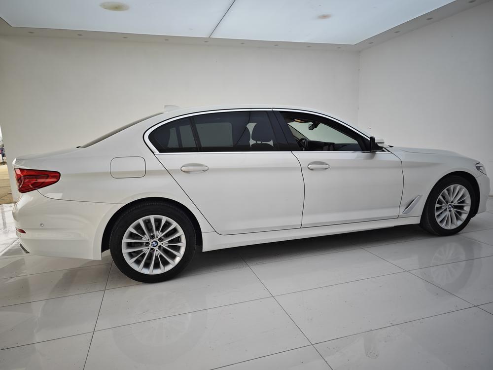 BMW BMW 5-Series