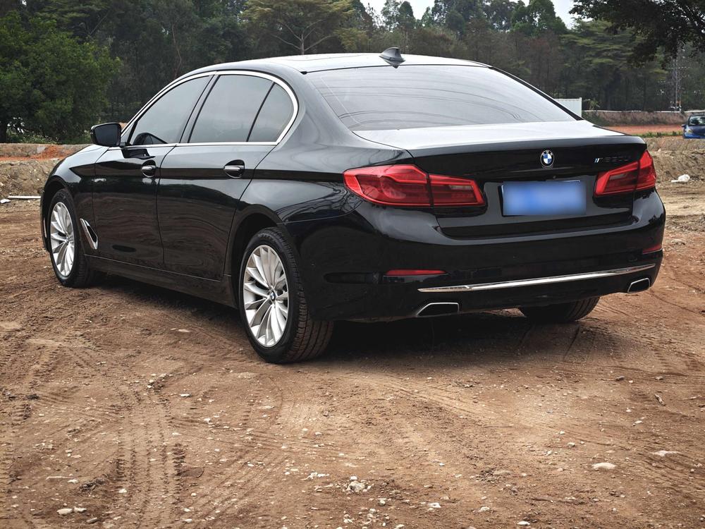 BMW BMW 5-Series