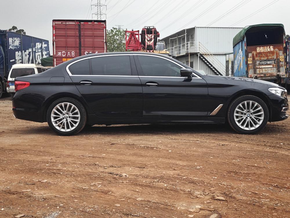 BMW BMW 5-Series