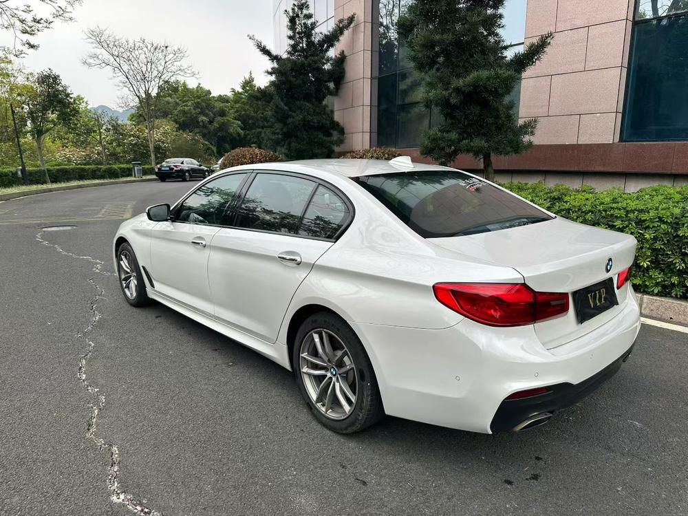BMW BMW 5-Series