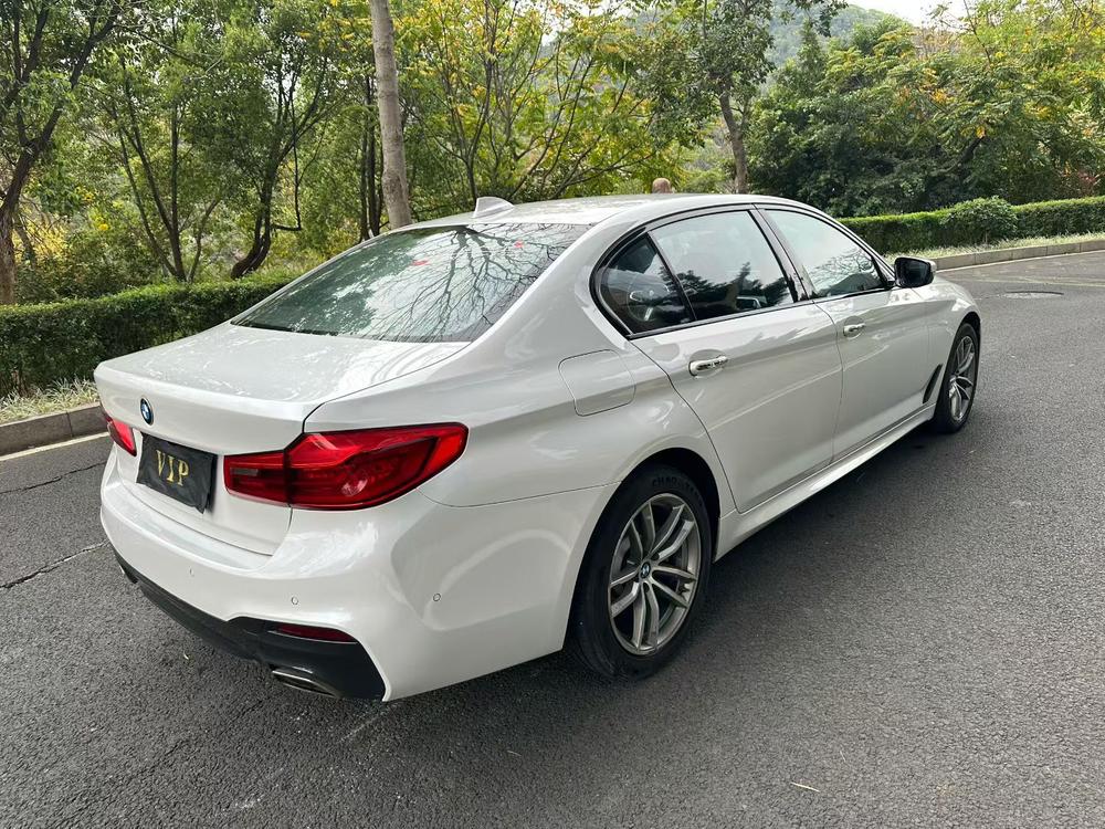 BMW BMW 5-Series
