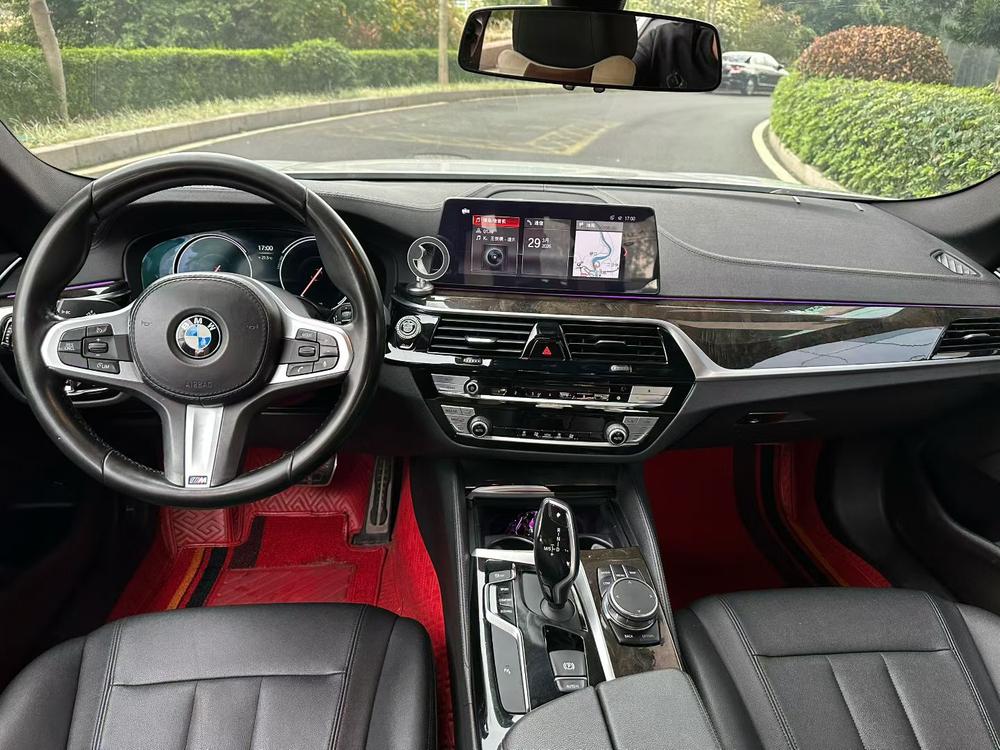 BMW BMW 5-Series