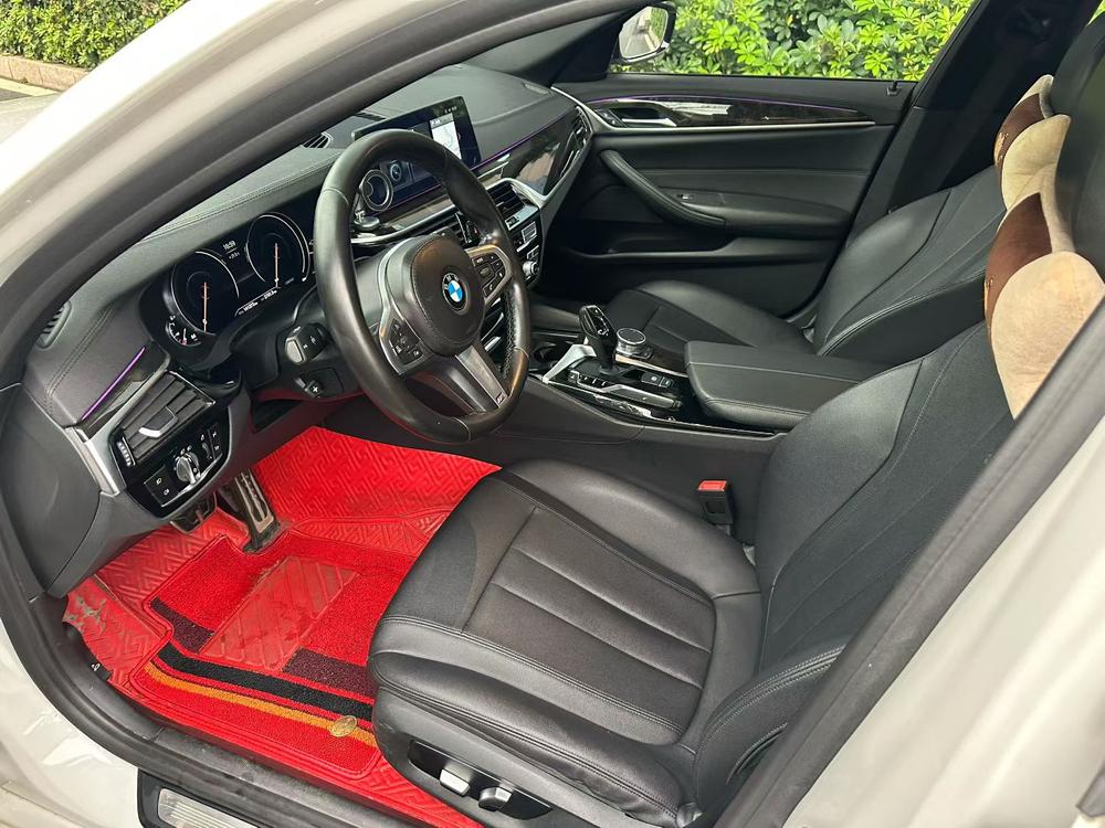 BMW BMW 5-Series