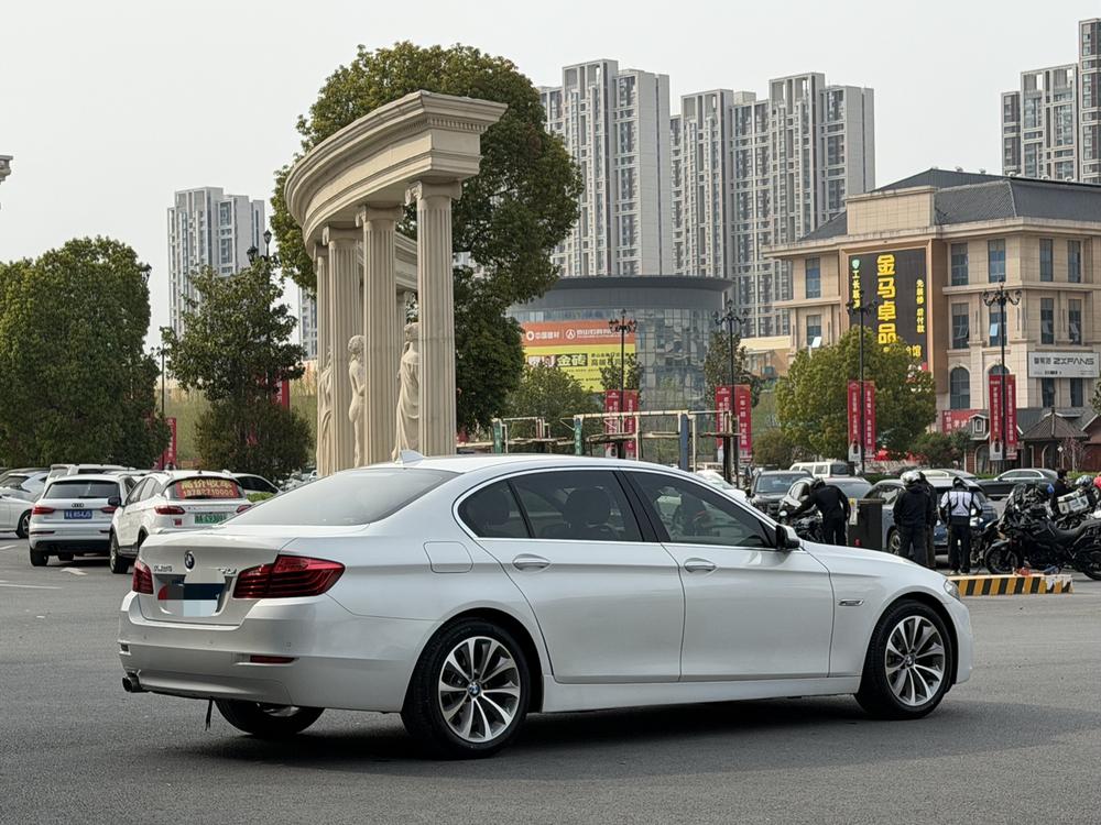 BMW BMW 5-Series