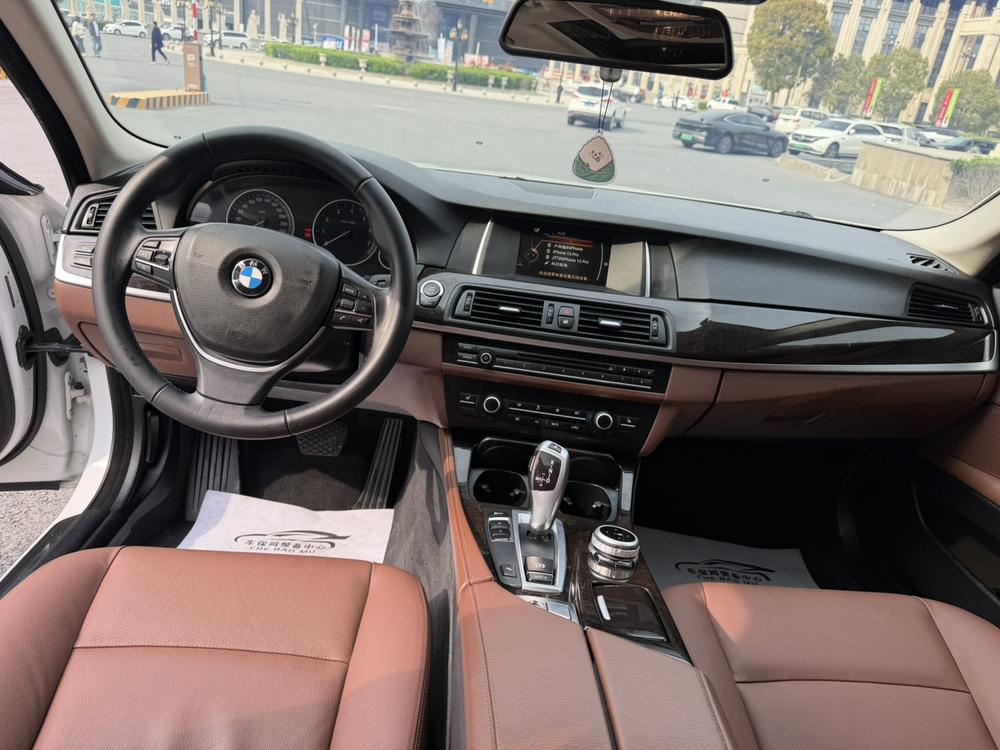 BMW BMW 5-Series