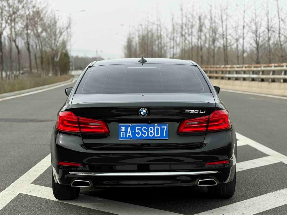 BMW BMW 5-Series