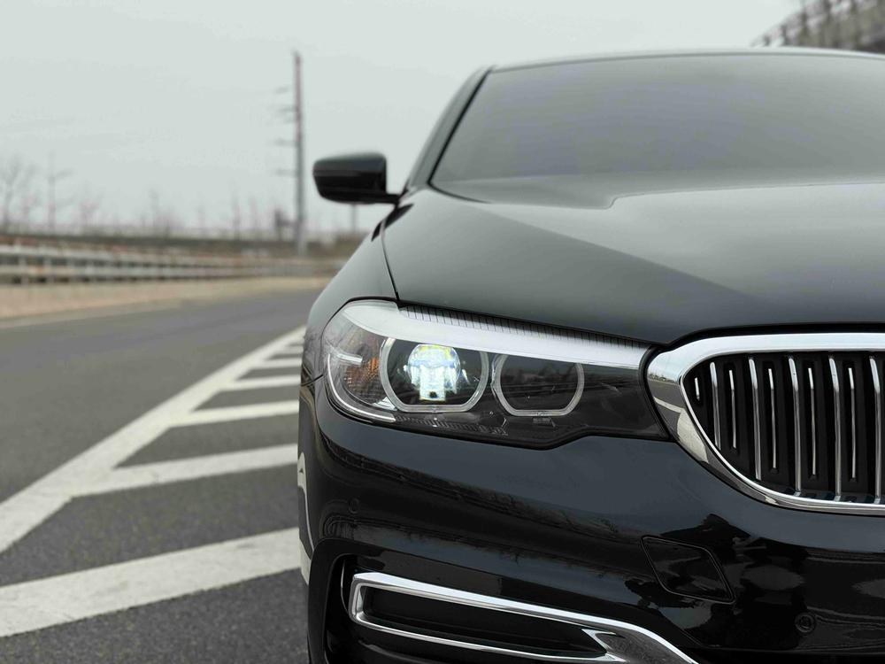 BMW BMW 5-Series