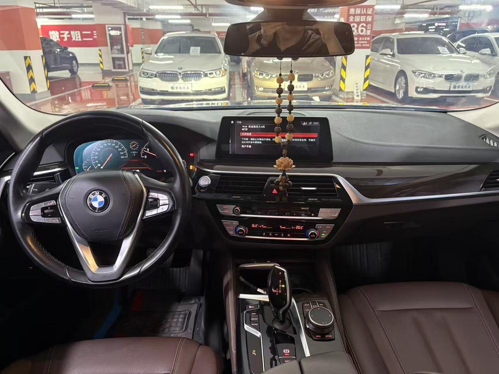 BMW BMW 5-Series