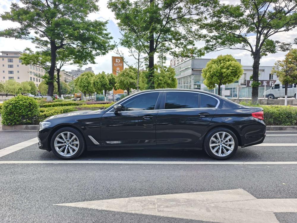 BMW BMW 5-Series