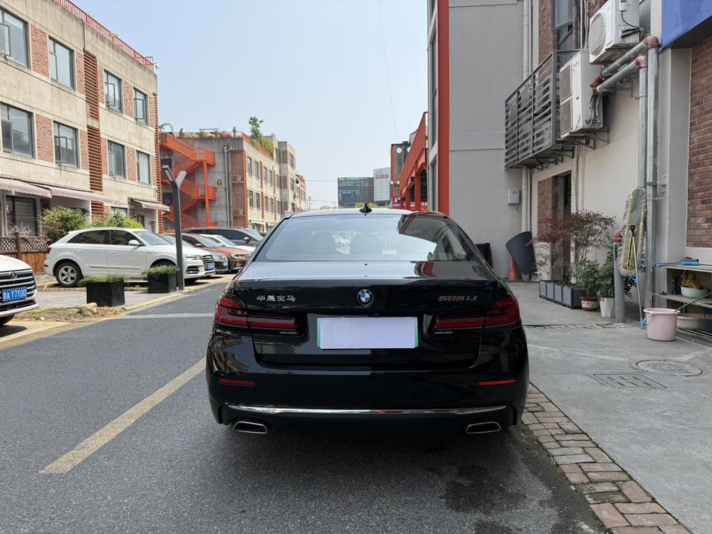 BMW BMW 5-Series