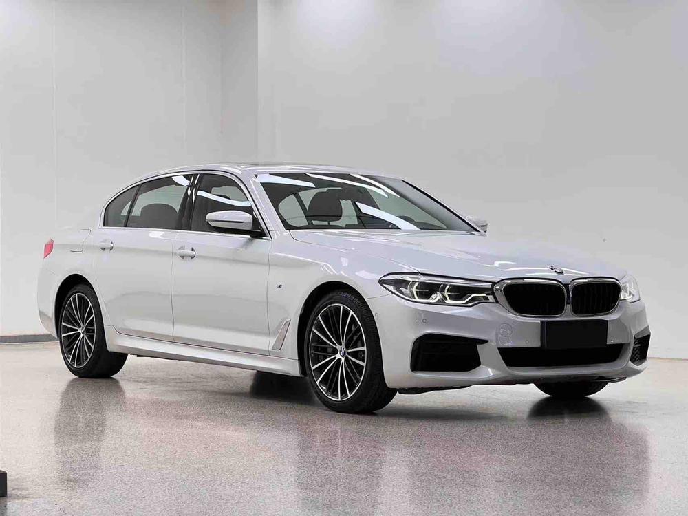 BMW BMW 5-Series