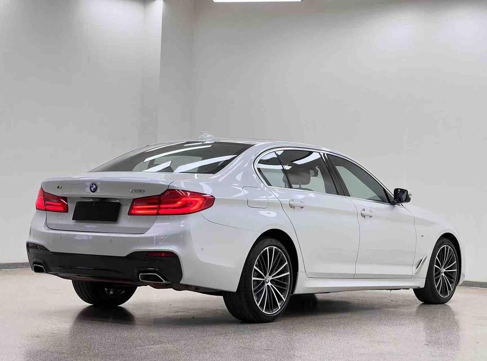 BMW BMW 5-Series