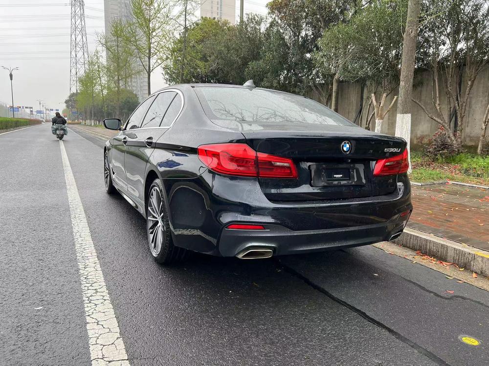 BMW BMW 5-Series
