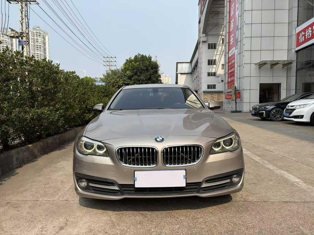 BMW BMW 5-Series