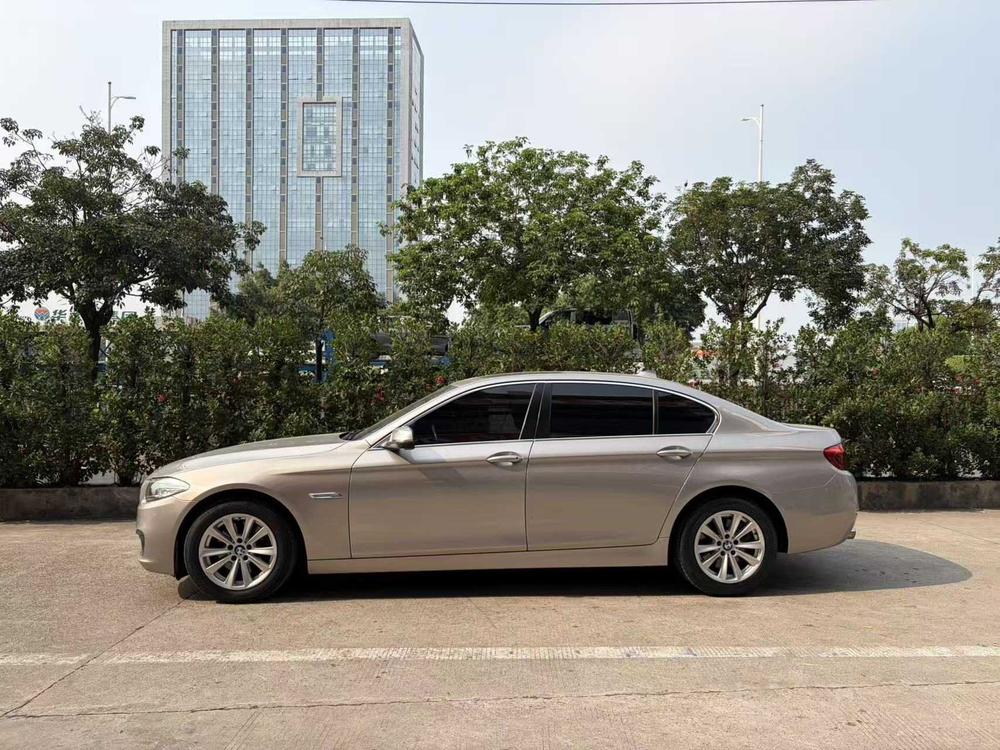 BMW BMW 5-Series