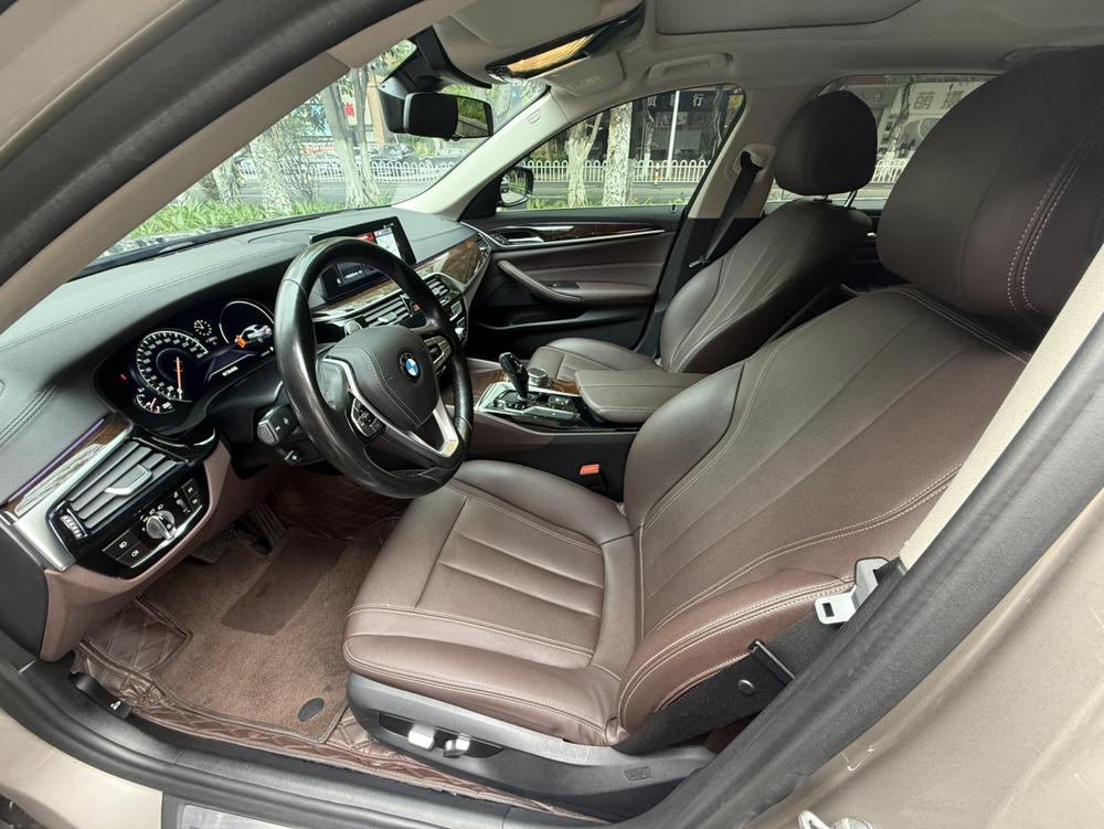 BMW BMW 5-Series