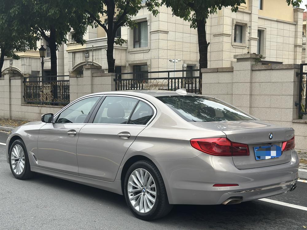 BMW BMW 5-Series