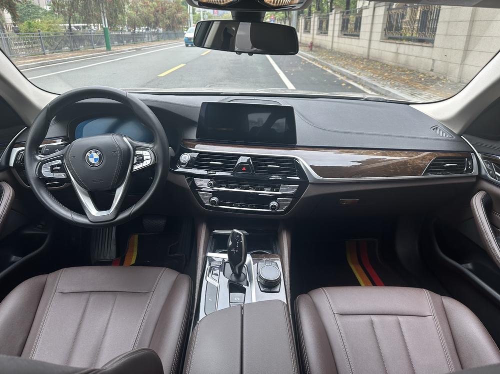 BMW BMW 5-Series