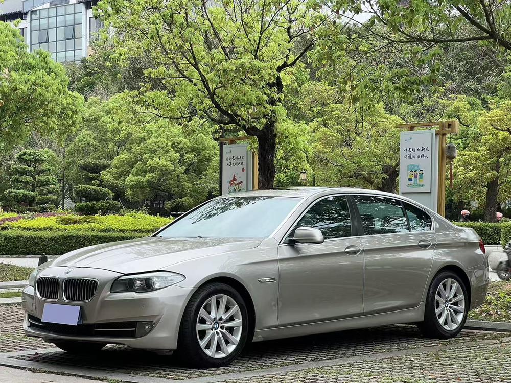 BMW BMW 5-Series