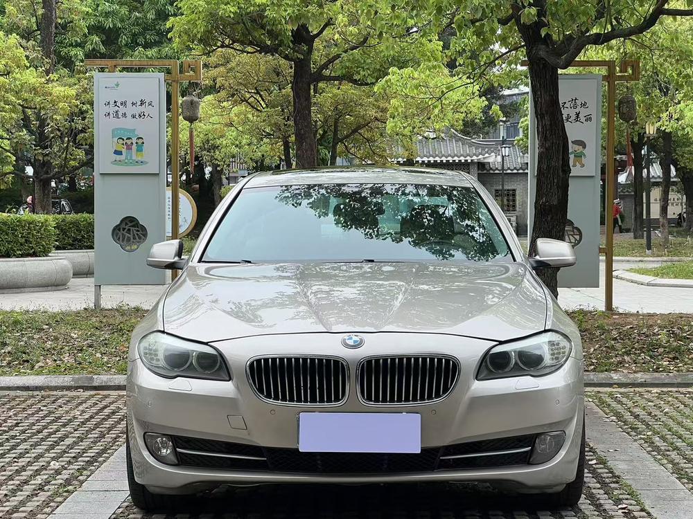 BMW BMW 5-Series