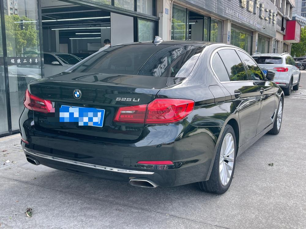 BMW BMW 5-Series