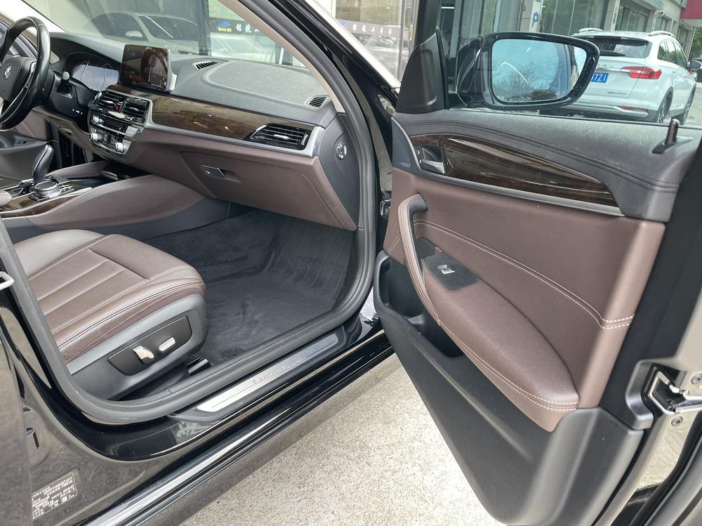 BMW BMW 5-Series