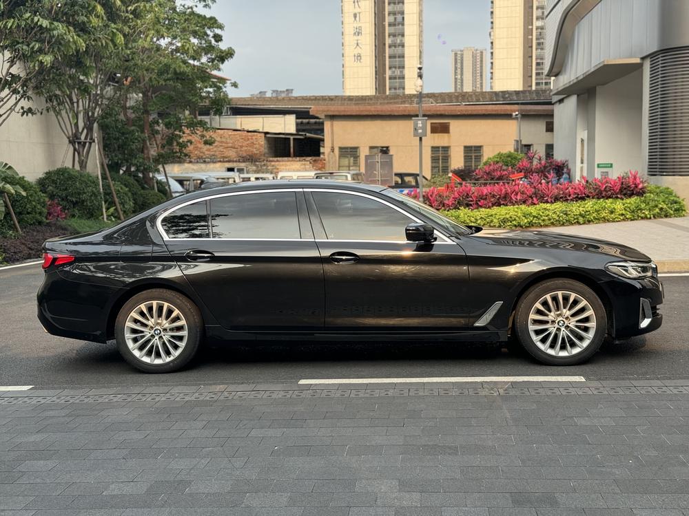 BMW BMW 5-Series