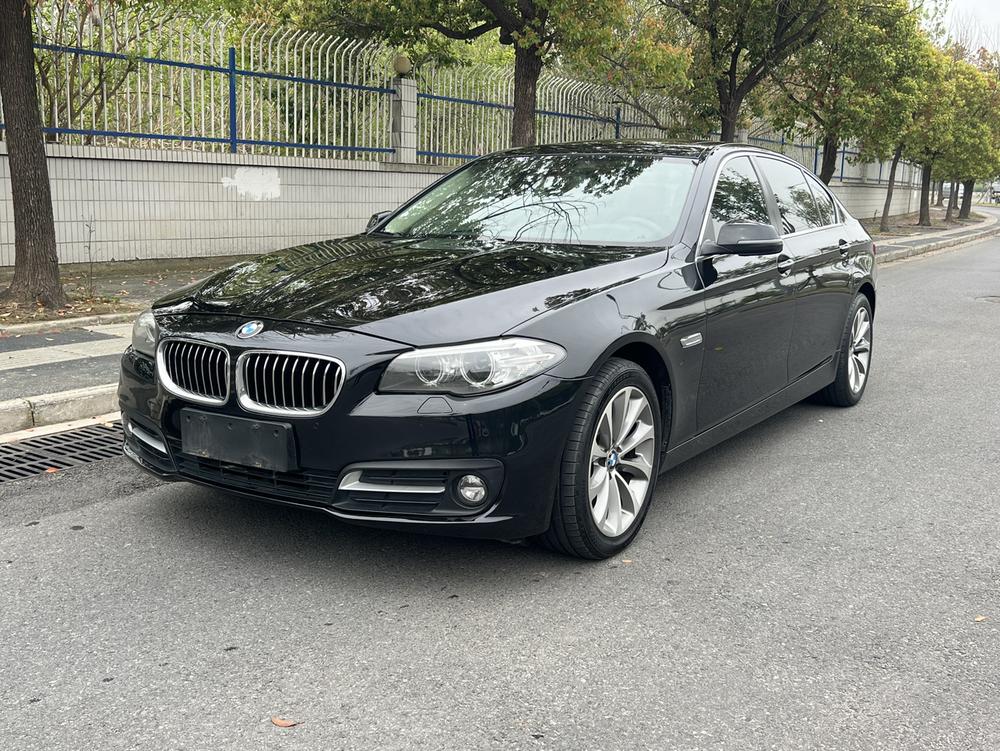 BMW BMW 5-Series