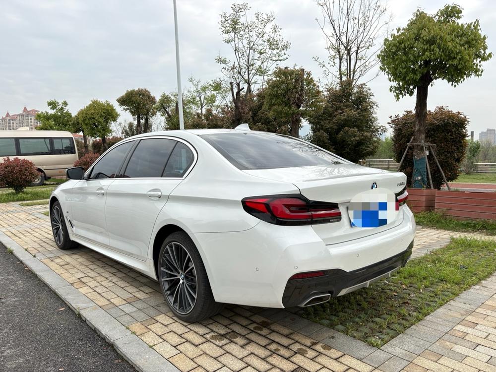 BMW BMW 5-Series