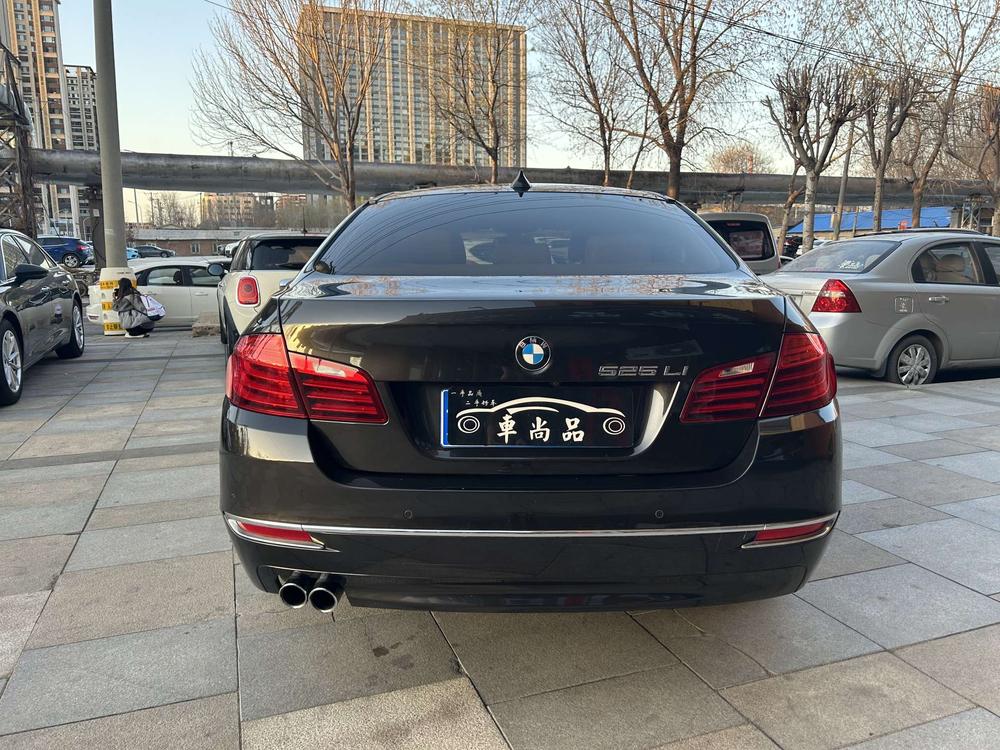 BMW BMW 5-Series