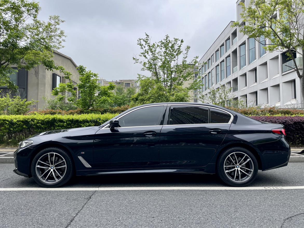 BMW BMW 5-Series