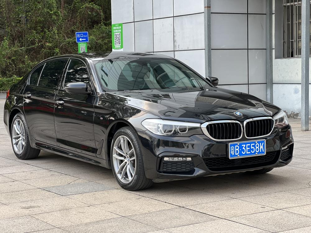 BMW BMW 5-Series