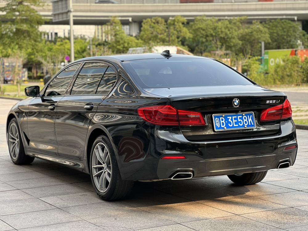 BMW BMW 5-Series