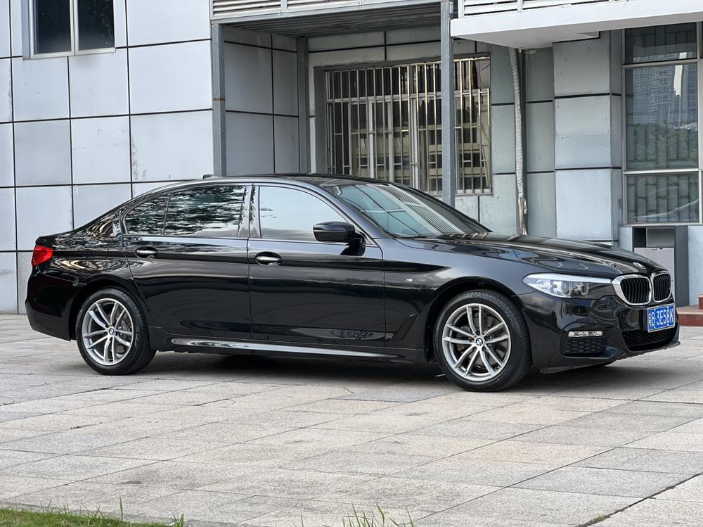 BMW BMW 5-Series