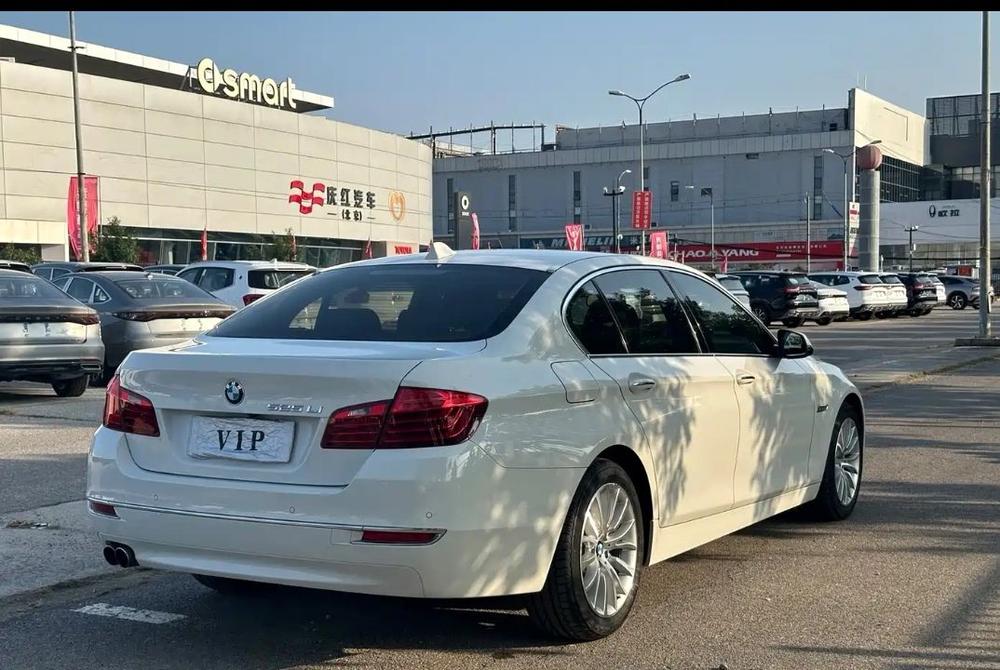 BMW BMW 5-Series