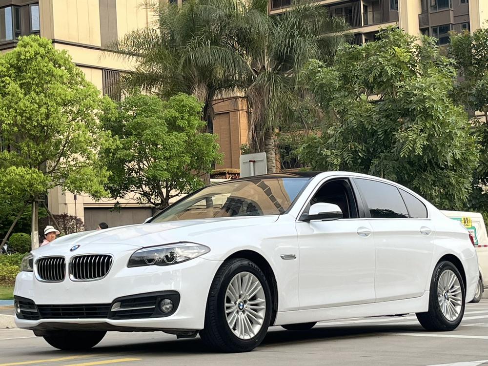 BMW BMW 5-Series