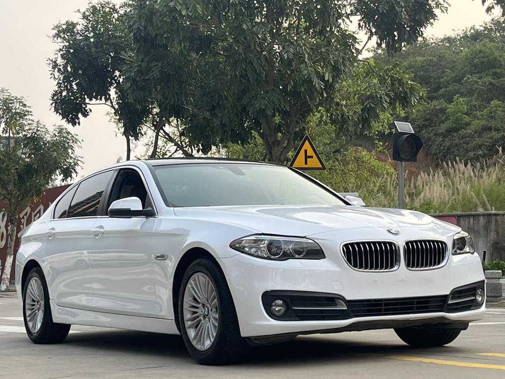 BMW BMW 5-Series