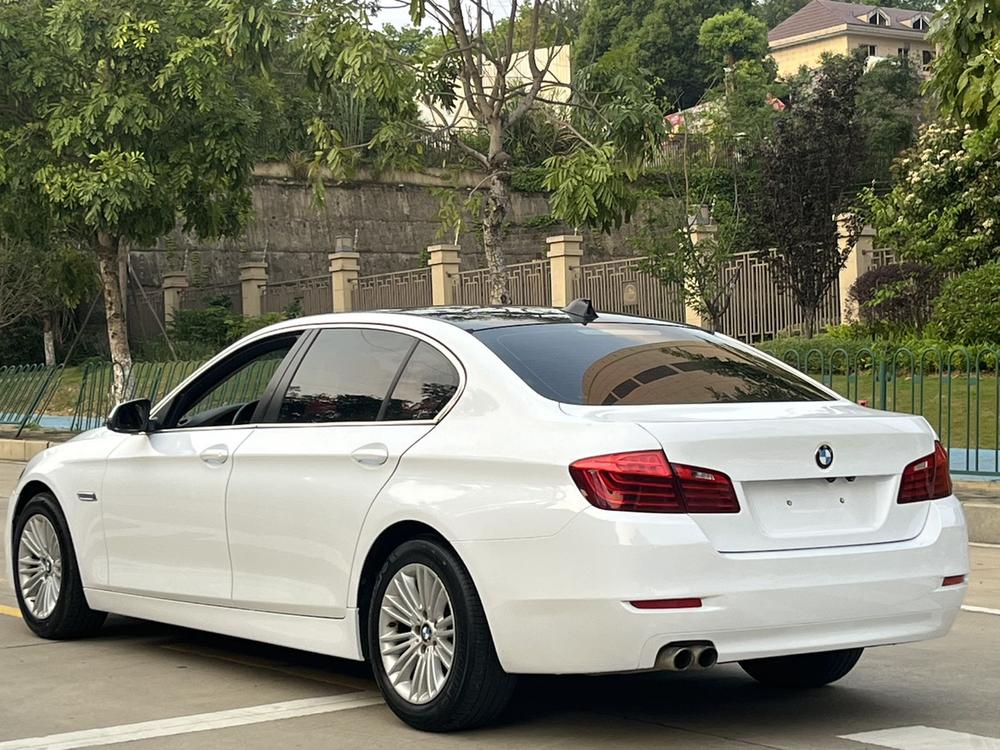 BMW BMW 5-Series